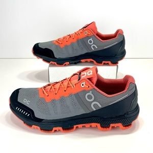 ON CLOUD CLOUDVENTURE SWISS ENGINEERING RUNNING SHOES